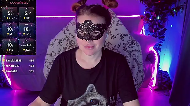 Snapshot of Sexy-Housewife chatting on January 27, 2:31 am Sexy-Housewife online show from January 27, 2:31 am