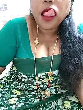 Snapshot of Swapna_143 chatting on November 21, 4:50 pm Swapna 143 online show from November 21, 4:50 pm