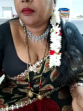 Snapshot of Swapna_143 chatting on November 24, 4:34 am Swapna 143 online show from November 24, 4:34 am