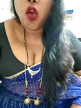 Snapshot of Swapna_143 chatting on December 2, 4:41 pm Swapna 143 online show from December 2, 4:41 pm