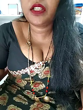 Snapshot of Swapna_143 chatting on December 5, 4:44 am Swapna 143 online show from December 5, 4:44 am