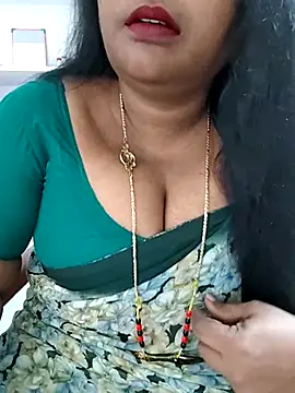 Snapshot of Swapna_143 chatting on November 10, 4:06 am Swapna 143 online show from November 10, 4:06 am