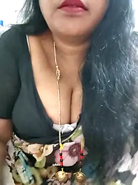 Snapshot of Swapna_143 chatting on November 4, 4:55 pm Swapna 143 online show from November 4, 4:55 pm