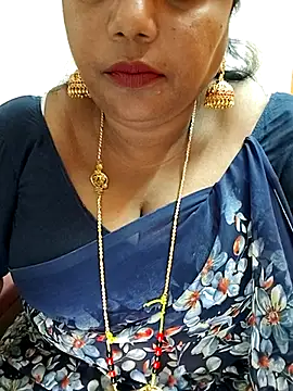 Snapshot of Swapna_143 chatting on February 21, 3:01 am Swapna 143 online show from February 21, 3:01 am