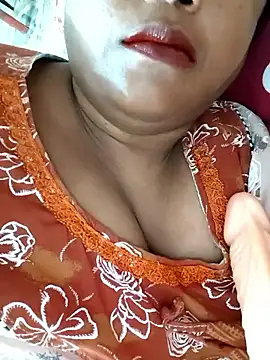 Snapshot of Swapna_143 chatting on March 20, 5:58 pm Swapna 143 online show from March 20, 5:58 pm