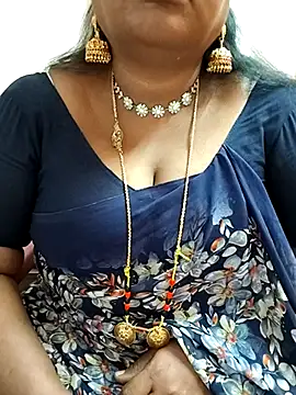 Snapshot of Swapna_143 chatting on February 7, 3:01 am Swapna 143 online show from February 7, 3:01 am