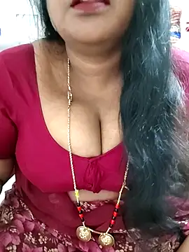 Snapshot of Swapna_143 chatting on October 28, 3:18 am Swapna 143 online show from October 28, 3:18 am