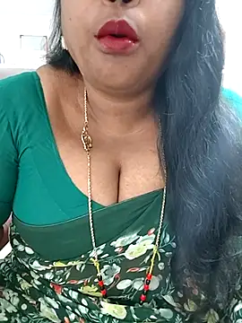 Snapshot of Swapna_143 chatting on October 22, 2:55 am Swapna 143 online show from October 22, 2:55 am