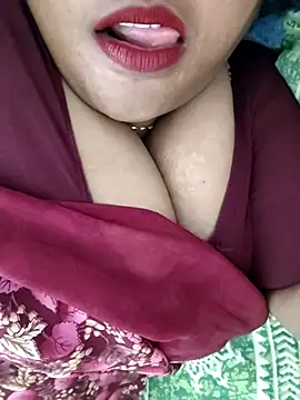 Snapshot of Swapna_143 chatting on September 10, 5:06 am Swapna 143 online show from September 10, 5:06 am