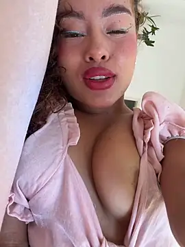 Marie Rose online show from March 28, 11:00 am