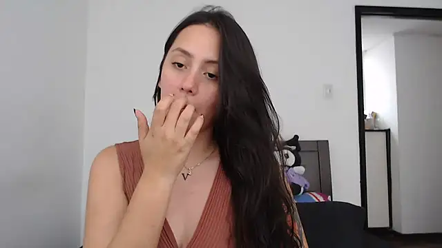 Snapshot of rebecca_collin chatting on March 17, 3:48 pm rebecca collin online show from March 17, 3:48 pm