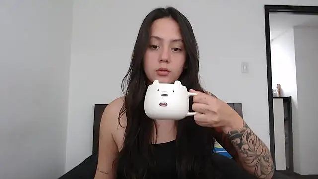 Snapshot of rebecca_collin chatting on January 11, 8:49 pm rebecca collin online show from January 11, 8:49 pm