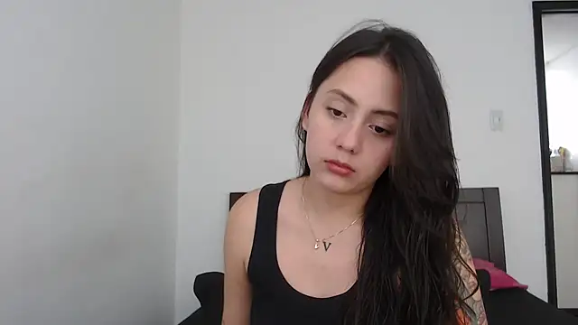 Snapshot of rebecca_collin chatting on February 22, 9:38 pm rebecca collin online show from February 22, 9:38 pm