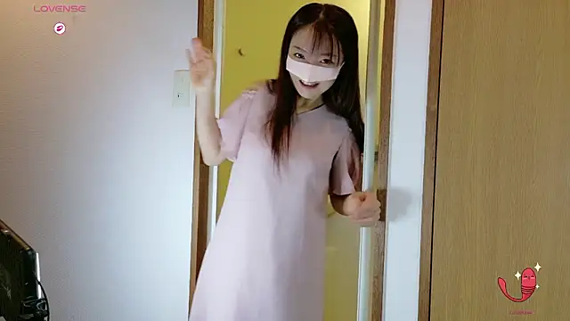 momochan88 online show from April 10, 12:01 pm