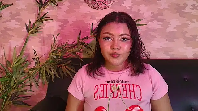 Snapshot of cherry_chel chatting on February 22, 12:16 am cherry chel online show from February 22, 12:16 am