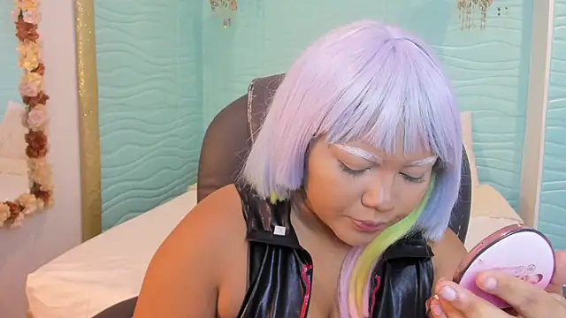 Snapshot of cherry_chel chatting on June 4, 11:31 pm cherry chel online show from June 4, 11:31 pm