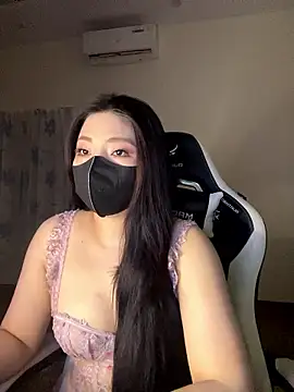 MiMi 0293 online show from January 14, 1:15 pm