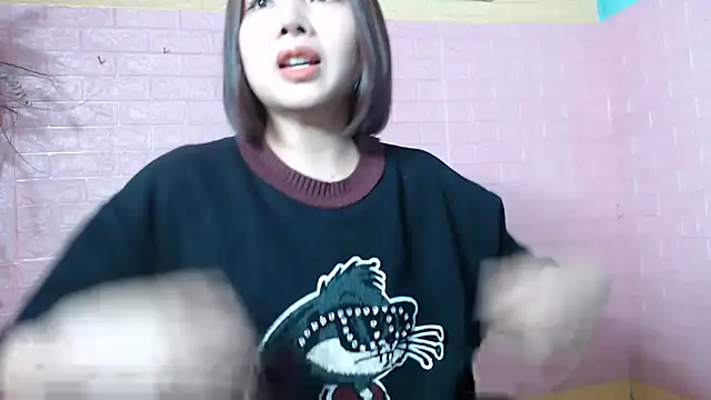 Snapshot of MiMi_0293 chatting on March 15, 1:29 pm MiMi 0293 online show from March 15, 1:29 pm