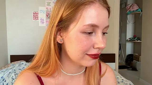 HoneyAudrey online show from February 21, 3:30 am