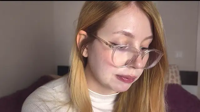 HoneyAudrey online show from January 6, 3:10 am