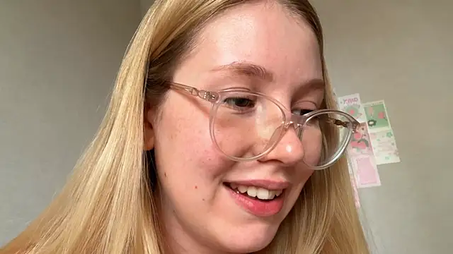 HoneyAudrey online show from October 2, 2:37 am