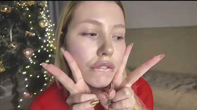 HoneyAudrey online show from December 21, 12:57 am