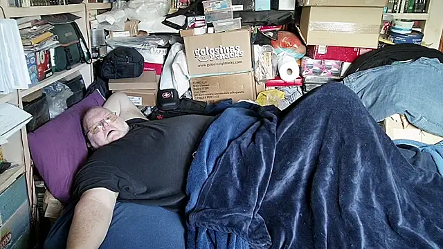 hadeszeuss2 online show from February 13, 2:28 pm