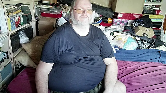 Snapshot of hadeszeuss2 chatting on March 20, 2:53 pm hadeszeuss2 online show from March 20, 2:53 pm