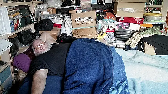 hadeszeuss2 online show from January 13, 3:16 pm