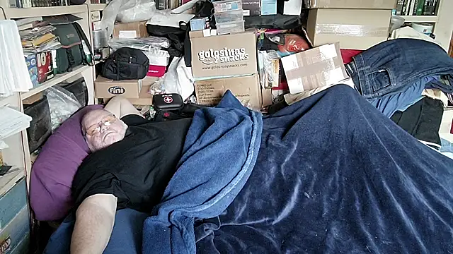 hadeszeuss2 online show from March 7, 3:28 pm