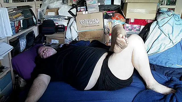 hadeszeuss2 online show from February 17, 2:47 pm