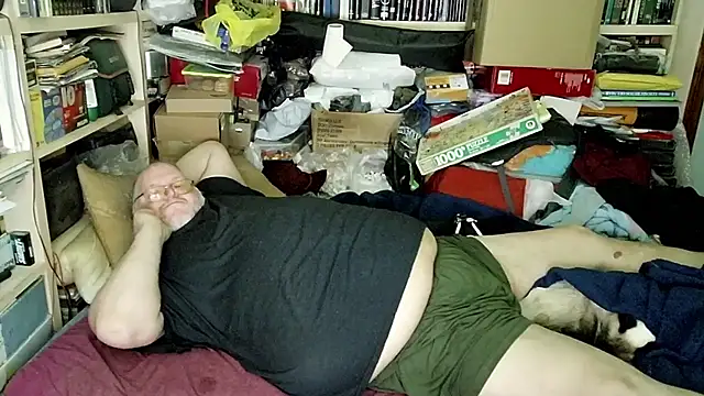 Snapshot of hadeszeuss2 chatting on February 26, 2:49 pm hadeszeuss2 online show from February 26, 2:49 pm