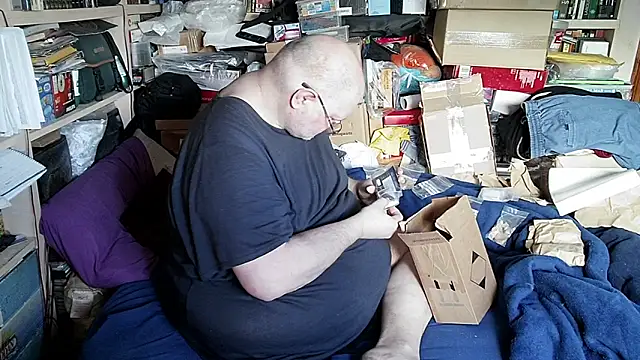 hadeszeuss2 online show from February 3, 2:55 pm