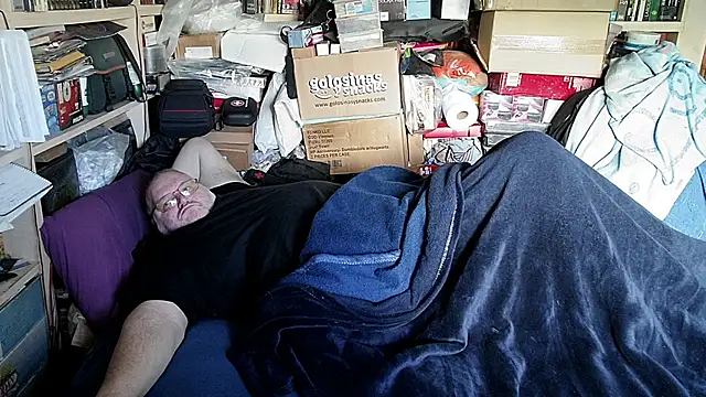 hadeszeuss2 online show from February 21, 3:03 pm