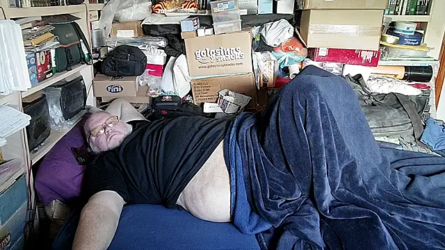 hadeszeuss2 online show from March 27, 3:24 pm