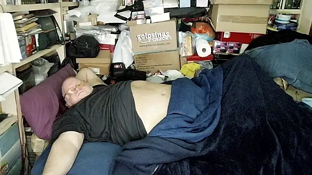 hadeszeuss2 online show from February 12, 6:18 pm