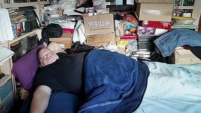 hadeszeuss2 online show from February 8, 2:48 pm