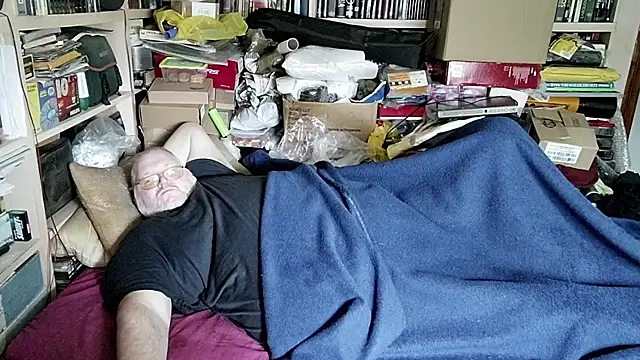 Snapshot of hadeszeuss2 chatting on March 2, 2:36 pm hadeszeuss2 online show from March 2, 2:36 pm