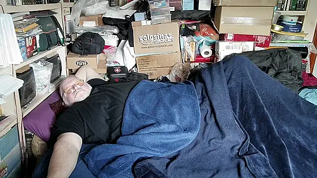 hadeszeuss2 online show from March 14, 3:07 pm