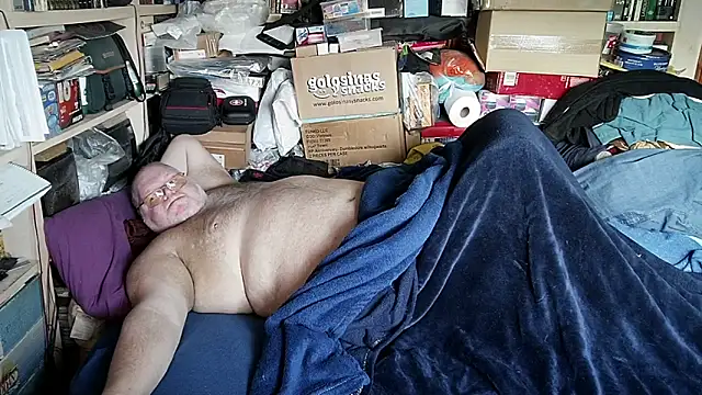 hadeszeuss2 online show from February 15, 3:44 pm