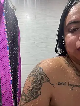 Devilsweet17 online show from January 18, 11:30 pm