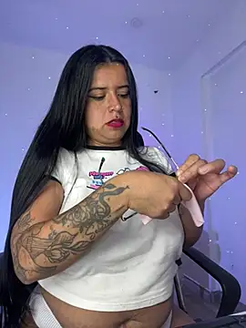 Devilsweet17 online show from March 14, 11:00 pm