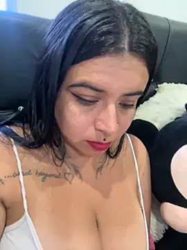 Devilsweet17 online show from November 24, 10:32 pm