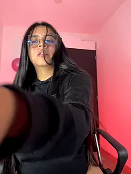 Devilsweet17 online show from November 14, 2:04 am