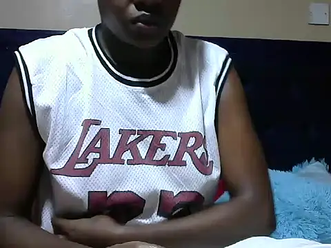 Creamy dolly online show from February 5, 8:59 pm