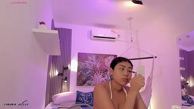 emma alice  online show from October 4, 12:07 pm