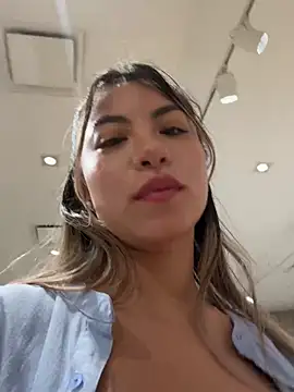 Karen San Miguel online show from February 27, 6:42 pm