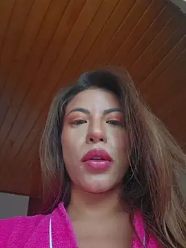 Snapshot of Karen_San_Miguel chatting on June 20, 10:04 pm Karen San Miguel online show from June 20, 10:04 pm