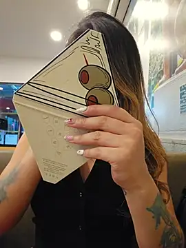 Karen San Miguel online show from March 9, 5:38 pm