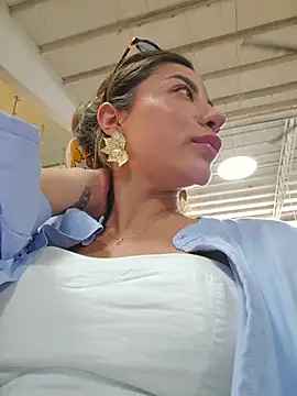 Karen San Miguel online show from April 12, 8:56 pm